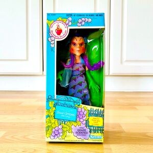 🍓ORIGINAL 1982 STRAWBERRY SHORTCAKE SOUR GRAPES *COMPLETE BOX SET*